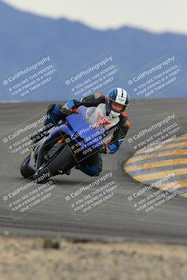 media/Jan-14-2023-SoCal Trackdays (Sat) [[497694156f]]/Turn 12 (120pm)/